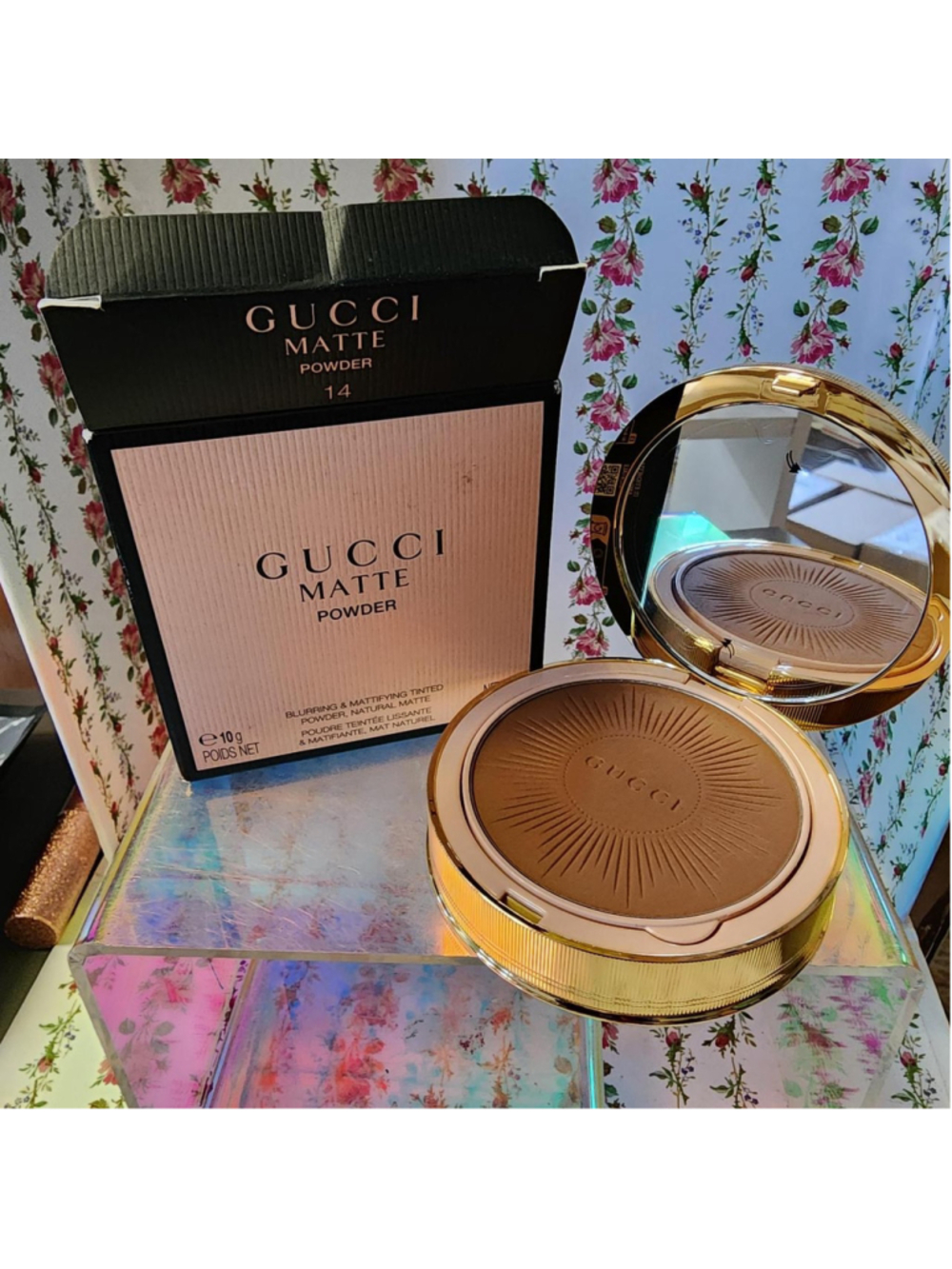 Gucci Matte Powder in shade 14
#gucci #matte